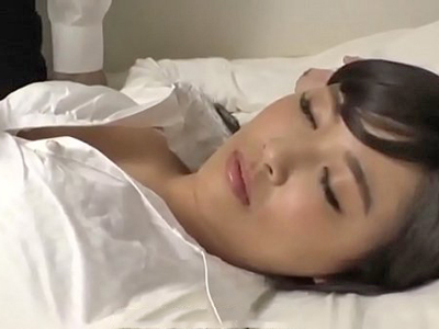 家庭訪問にきた教師に強力なお薬を試したらもう欲望は止まらない！