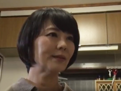 熟女未亡人に性欲衰えない老人が言い寄って欲求不満解消しあう膣内射精FUCK