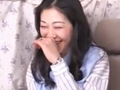 「久しぶりすぎて…っ！」3人の子供を産んだ熟年人妻が久々の大人の関係でイキ狂い