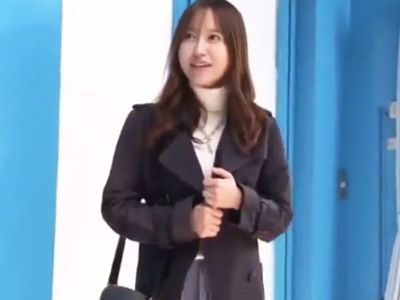 「旦那に飽きちゃって‥」隠れデカパイの欲求不満セレブ妻がマッサージで股間が緩んで寝取られちゃう