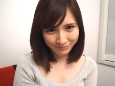 妖艶でセクロス大好きな三十路素人妻！カメラ目線でアヘ顔晒しながら何度も絶頂ハメ撮り