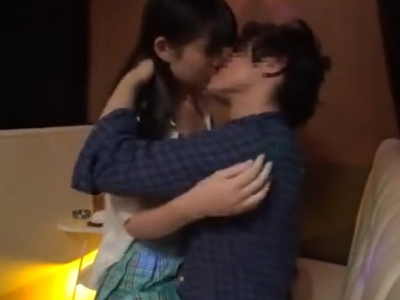 指名欲しさに本番しちゃうおっパブ嬢に無許可種付け