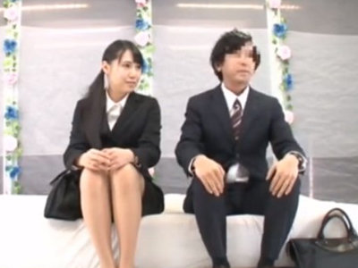 賞金欲しさに同僚と中出しエッチしちゃう貞操観念皆無のOLさんｗ